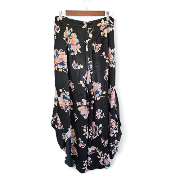 Anthropologie Elevenses Tansy Ruffle Leg Pants Black Floral US Size 6 - Picture 10 of 15